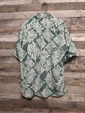 Manuhealii Seafoam Green and White Tropical Button-Down Shirt